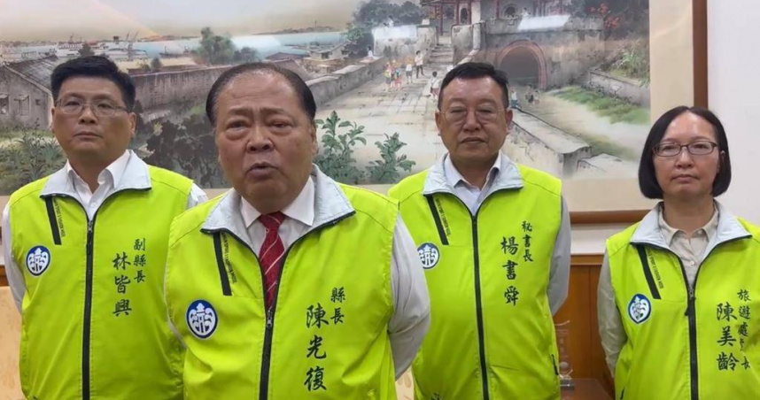 2025澎湖國際海上花火節5日晚間開幕，但重頭戲「史努比無人機秀」卻大出包，引發各界批評。縣長陳光復8日宣布，無人機展演預計5月19日復飛。（圖／澎縣府提供）