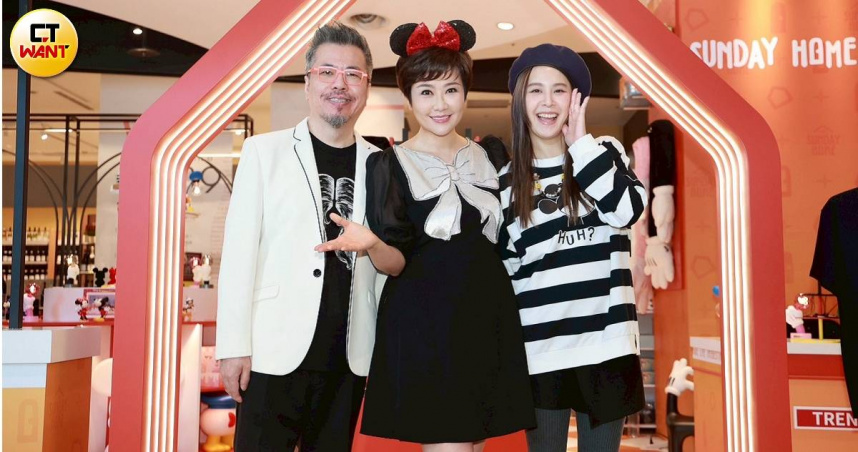 黃國倫（左起）、寇乃馨、黃小柔出席活動。（圖／蘇聖倫攝）