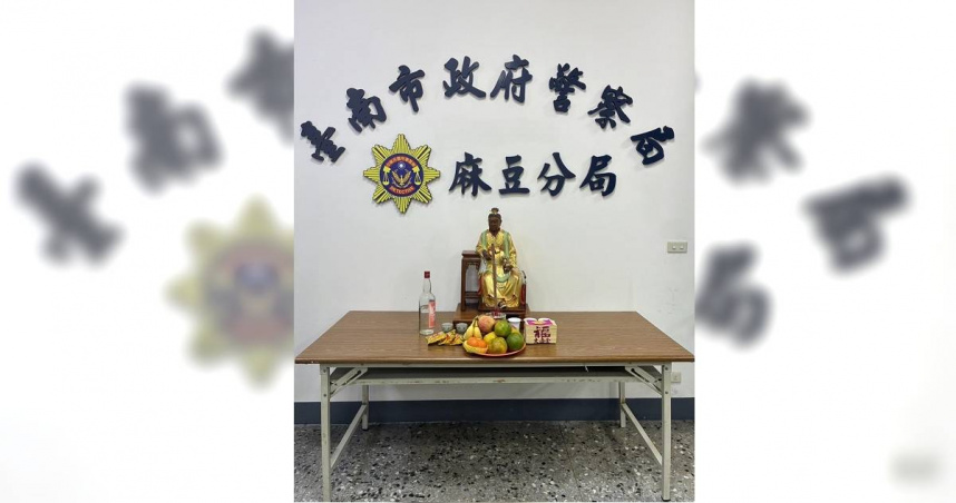 「全台唯一」卯兔星君日前遭竊，警方兵分多路逮捕3嫌，並成功找回神像。（圖／翻攝畫面）