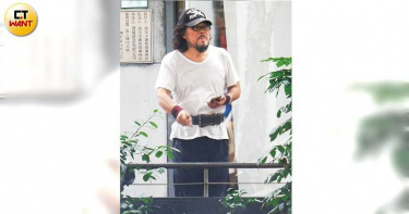 張菲大街做操 任賢齊變三寶