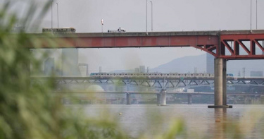 汽車旅館員工受氣「狠鋸對方頭顱、四肢」棄屍漢江 無期徒刑定讞