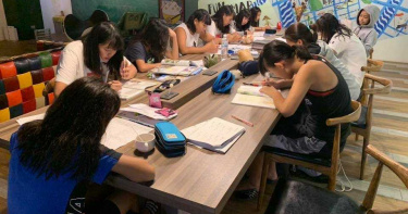 投出夢想的三分球3/不向命運低頭 勤練球勤讀書年年送出北一女生