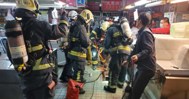 高雄菜市場年節施工沼氣中毒意外 3人送醫1女死亡