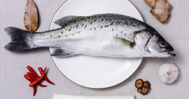 比砒霜還毒!壯男爽吃鮮魚「這部位」1小時倒地 醫:肝腎壞掉了