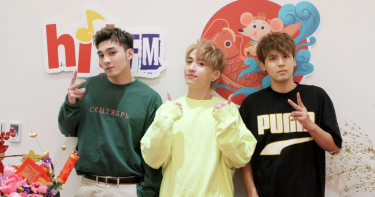 「狼人殺偶像」黃偉晉(左起)、邱鋒澤、陳零九一同主持Hit Fm鼠年特別節目。（圖／Hit Fm聯播網提供）