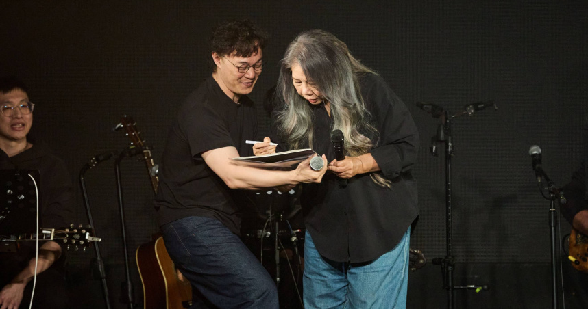 陳小霞舉辦音樂分享會，好友陳奕迅特別來台力挺。（圖／華研提供）