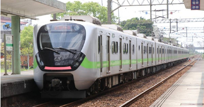 台鐵有乘客因感到車廂溫度太冷，要求列車長調高溫度未果，竟辱罵不雅字眼。（示意圖／報系資料照）