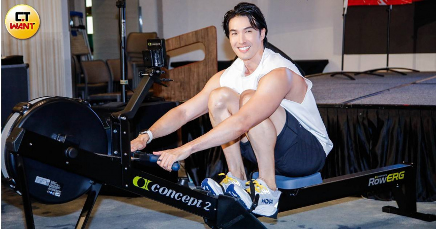 錦榮強調自己「沒有結婚」，但不願透露是否有交往對象。（圖／趙文彬攝）