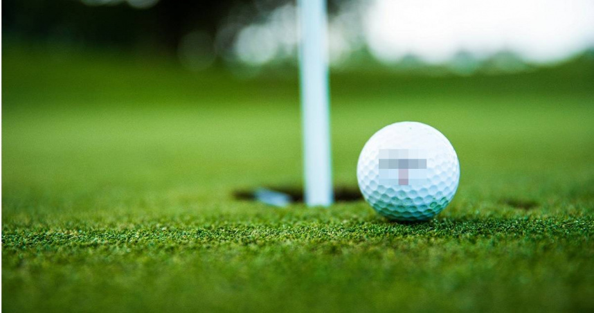 台中某高爾夫球場草叢有男性白骨。（示意圖／Pexels）