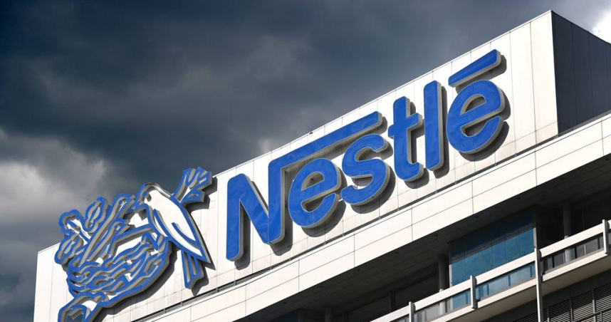 雀巢（Nestle）近日宣布回收部分嬰兒配方奶粉。（圖／達志／美聯社）