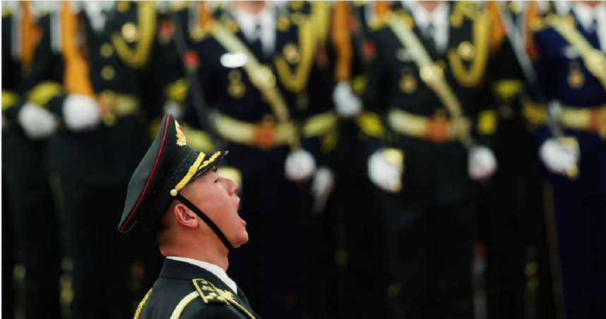 中國最高立法機關在北京下週召開年度最大政治會議「兩會」之前，已將9名軍方官員自代表名單中移除。（示意圖／達志／美聯社）