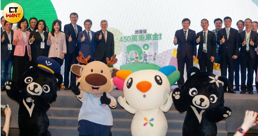 行政院通勤月票TPASS年初數度面臨「斷炊」窘境。（示意圖／黃耀徵攝）