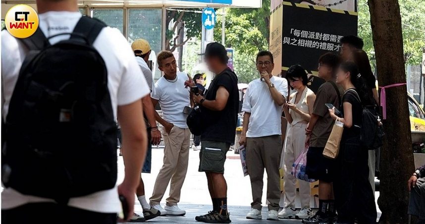 滿血回歸拚賺錢1／沈玉琳大病初癒現身西門町錄影　禁菸區內3度違法抽加熱菸