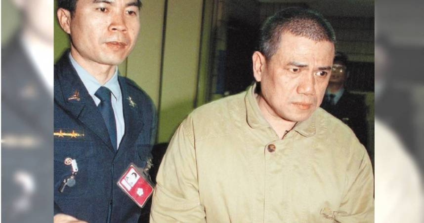 昔日被稱為「電玩大亨」的周人蔘驚傳辭世，享壽74歲，當年他涉入史上最大規模檢警貪汙案，轟動全台，但晚年官司纏身，20億資產也遭扣押，甚至傳出連看病老本都快沒了。（圖／報系資料照）