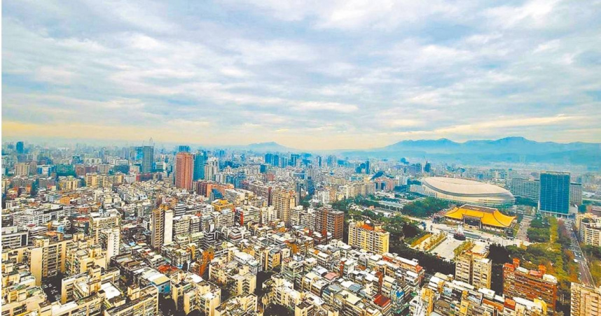 網友發文抱怨買不了台北的房子，又調不回南部，引起熱議。（示意圖／報系資料照）