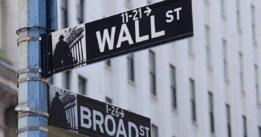 美股主要指數28日集體收紅，均收高超 1%。（圖／freepik）