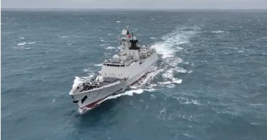 中共軍艦強闖我國海域。（示意圖／擷取自微博／東部戰區）