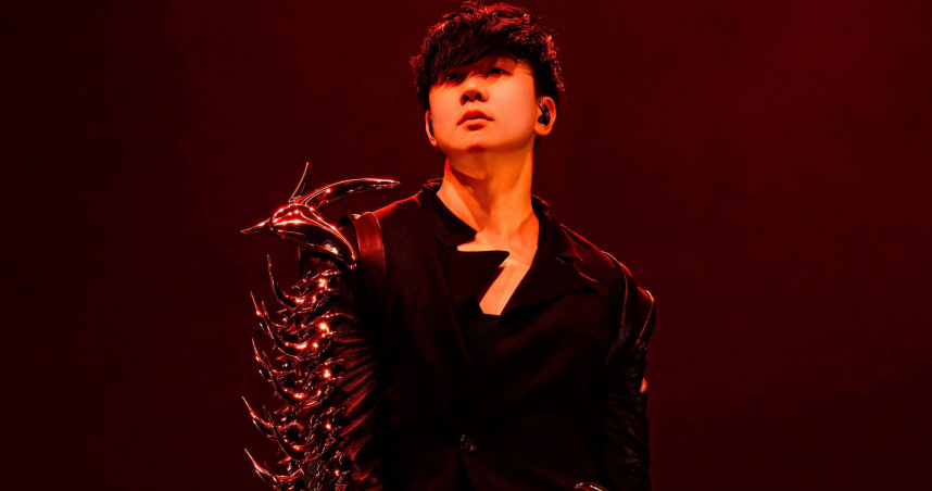 林俊傑《JJ20 FINAL LAP世界巡迴演唱會》將在6月7、8日於台北大巨蛋登場，今日中午林俊傑大巨蛋演唱會門票開賣，兩場共8萬張門票，全數秒殺。（圖／JFJ PRODUCTIONS提供）