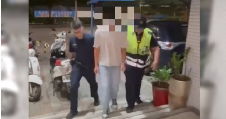 三重大都會公園出現尻槍俠，警方介入偵辦移送法辦。（圖／翻攝畫面）