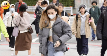 今天（11日）大陸冷氣團影響，北部及宜蘭天氣偏冷，其他地區早晚亦冷。（示意圖／方萬民攝）