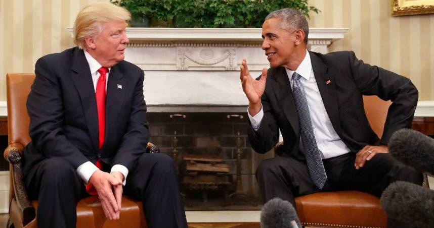 歐巴馬（右）日前親口證實外星人確實存在，遭川普痛批「犯了很大的錯誤」。（圖／達志／美聯社）