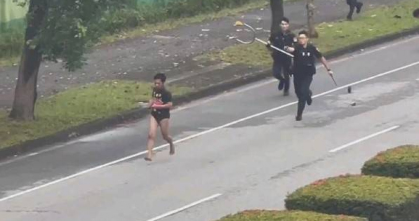 清晨失控移工持刀狂奔2.7公里　警民「對丟對峙」畫面超離譜