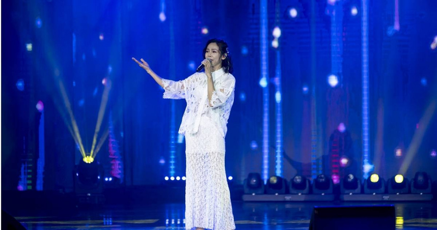曾心梅日前登上麗星郵輪探索星號演出，大讚船上的餐飲令人驚艷。（圖／麗星郵輪提供）
