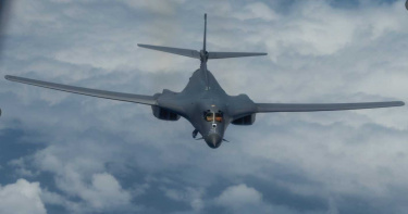 照片曝光!美國超音速轟炸機「B-1B」 台灣東北海域現蹤