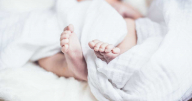 印度每年死60萬名嬰兒 醫院10點後醫生都跑了