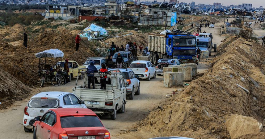 以色列軍隊撤出Netzarim走廊後，巴勒斯坦人民開始回到家園。（圖／達志／美聯社）