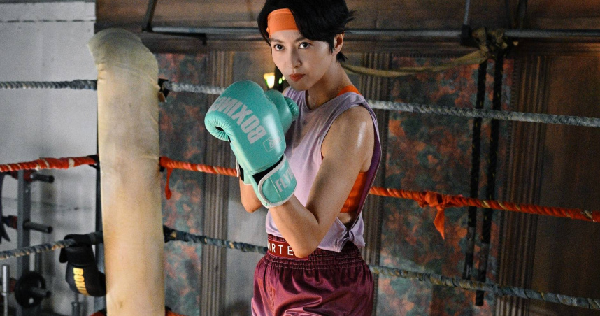 梁詠琪拍《臨時決鬥》接受一個月的泰拳訓練。（圖／華映提供）