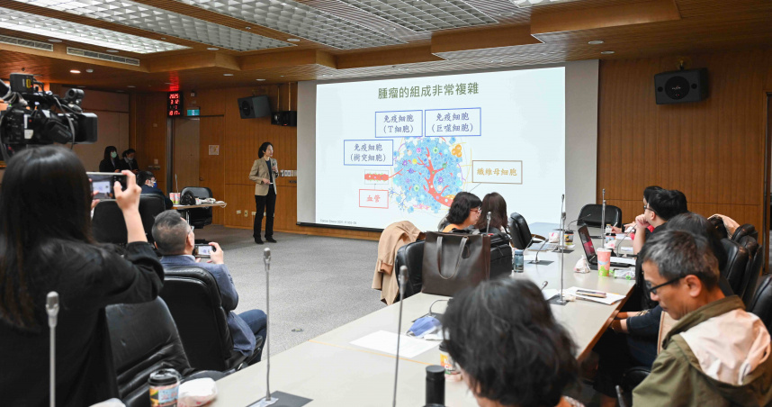 臺大跨國研究計畫首次證實小細胞肺癌可自主產生電活性，藉此直接促進腫瘤的轉移惡化。研究論文於2025年2月12日線上刊登於國際權威科學期刊「自然」(Nature)。（圖／臺大醫院提供）