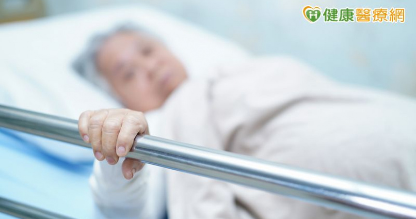 卵巢癌治療後「腸皮瘻管」反覆發作！　中西醫聯手助擺脫困擾