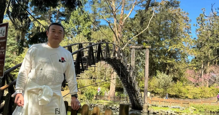 威震集團吳明達15日遭北檢撤銷假釋。（圖／翻攝自臉書）