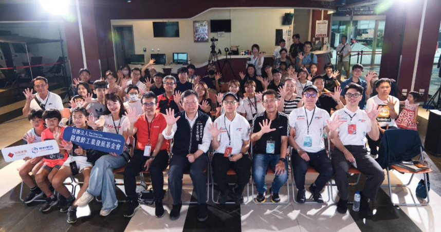 FST聚集數百位愛車、玩車、造車的學生，展現自主研發造車能量（圖／裕隆提供）。