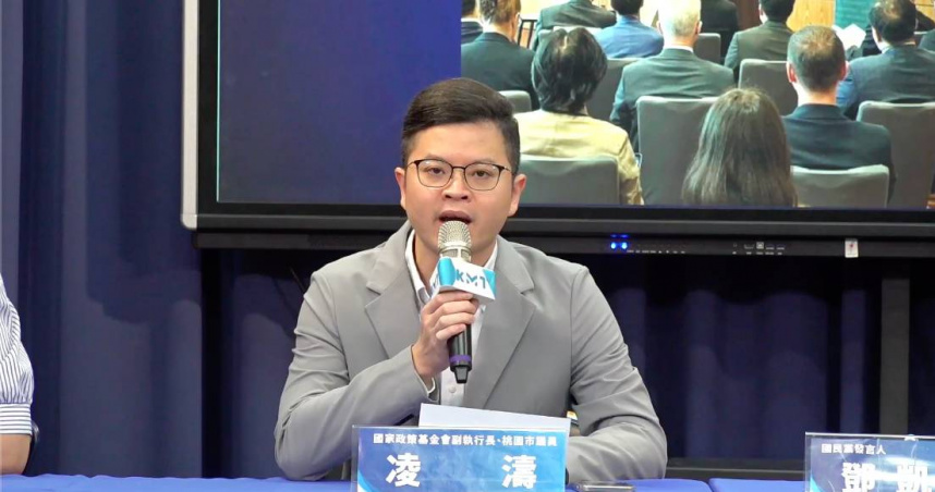 凌濤質疑,在共諜案起訴的時刻,國安會秘書長吳釗燮卻早一步落跑到歐洲去避難,令人質疑是否早就獲得資訊,到底誰洩密走漏消息,讓吳釗燮可以早先一步到歐洲躲起來?(圖/截自凌濤臉書直播)