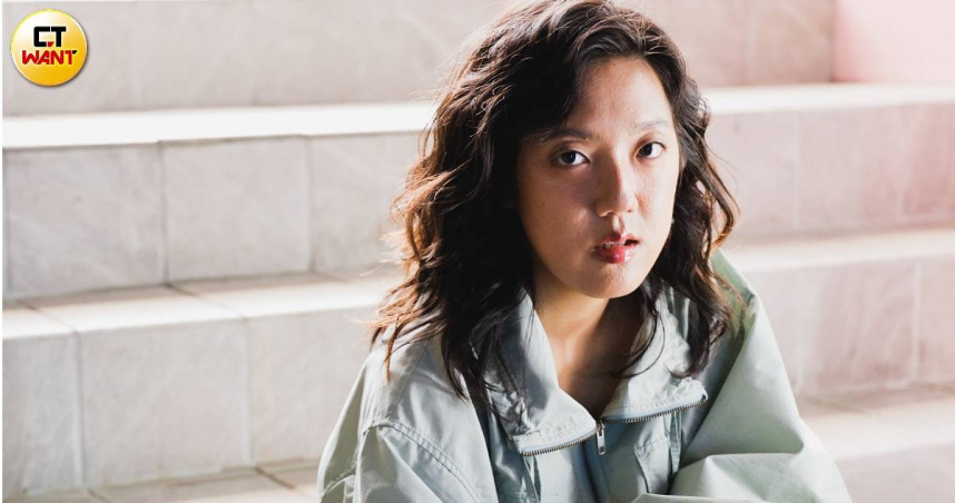 本屆金曲大黑馬李竺芯，以專輯《Suí水》一舉入圍包過「年度歌曲獎」以及「年度專輯獎」，共6項大獎。（圖／本刊攝影組）