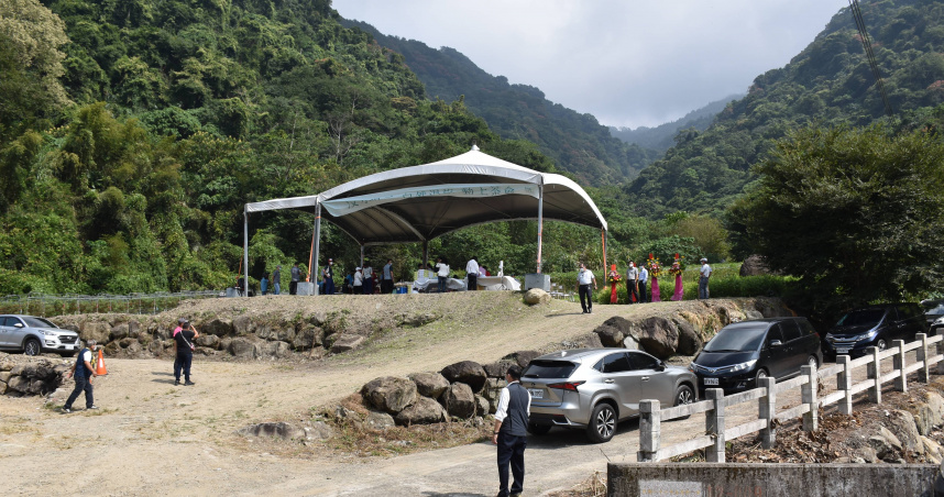 苗栗縣內首座五星級溫泉飯店設址泰安鄉錦水村汶水溪畔，在2022年10月6日舉行動土典禮，但遭附近部落指控核定過程有瑕疪。（圖／報系資料照）