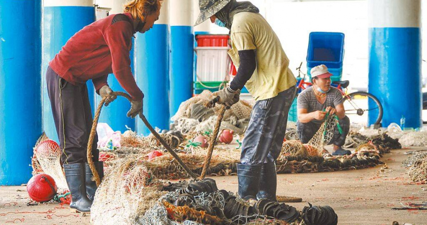 外籍漁工在台的工作權益，長期受到國際關注。（圖／報系資料照）
