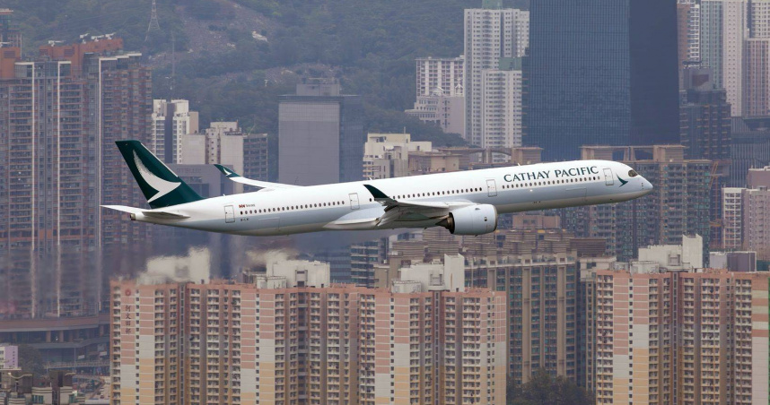 國泰航空全機行李留日本惹怒旅客。（示意圖／翻攝自國泰航空臉書）