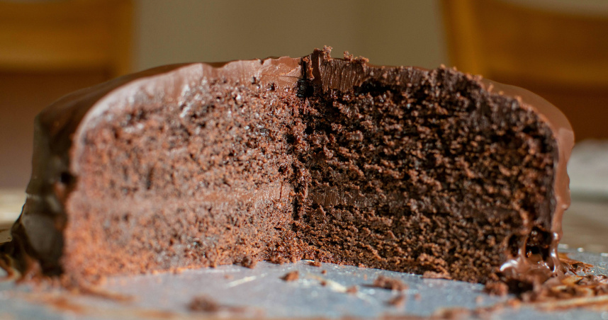 阿嬤疑下毒在自製蛋糕中，造成9歲孫女、貓咪身亡。（示意圖／翻攝自unsplash）