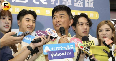 吳宗憲澄清「老唐牛肉麵」並未停業，只是進行內部整修，預告很快恢復營運。（圖／侯世駿攝）