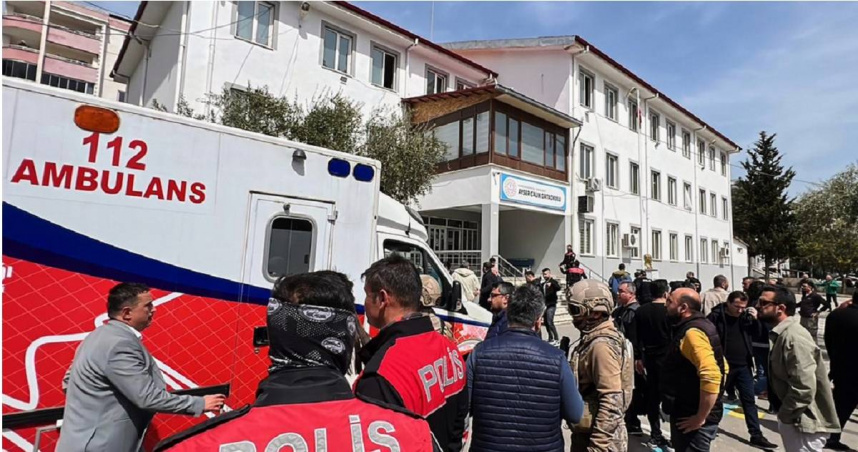 土耳其東南部「卡拉曼馬拉斯省」（Kahramanmaraş Province）1所中學驚傳槍響。（圖／達志／美聯社）