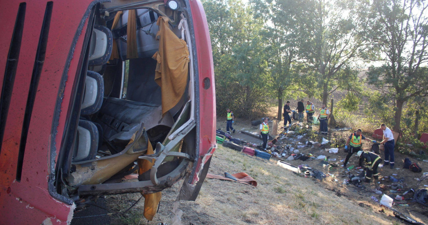匈牙利東北部發生一起嚴重交通事故，造成至少12人死亡、47人受傷。（圖／達志／路透社）