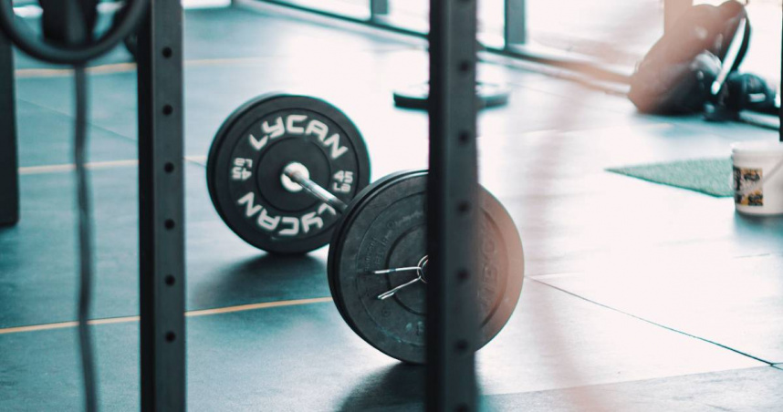俗稱「健身房陰莖」（Gym penis）的狀況近期引發不少討論。（示意圖／取自pexels）