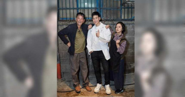 哥哥被龍劭華打 周興哲一旁看熱鬧