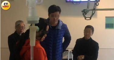 打臉波麗士3/師姐病房狂讚肇事警辛苦又認真 騎士怒譙:只差沒找孝女來哭喪