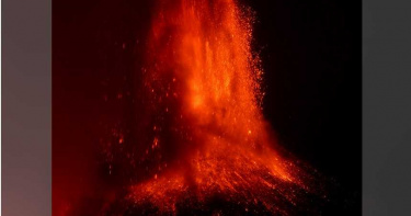 義埃特納火山連日來第4度爆發! 岩漿噴發場面驚人
