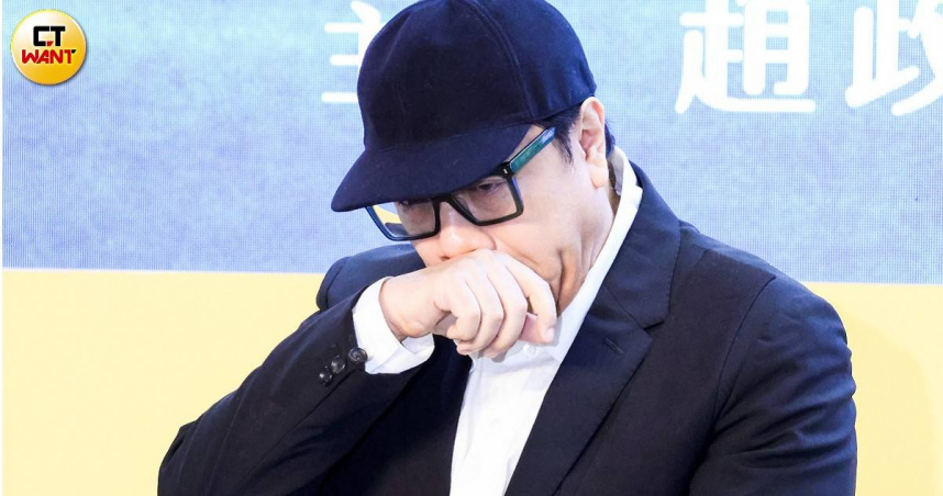 大S好友蔡康永今日出席書展活動，忍不住當場痛哭失聲。（圖／林士傑攝）