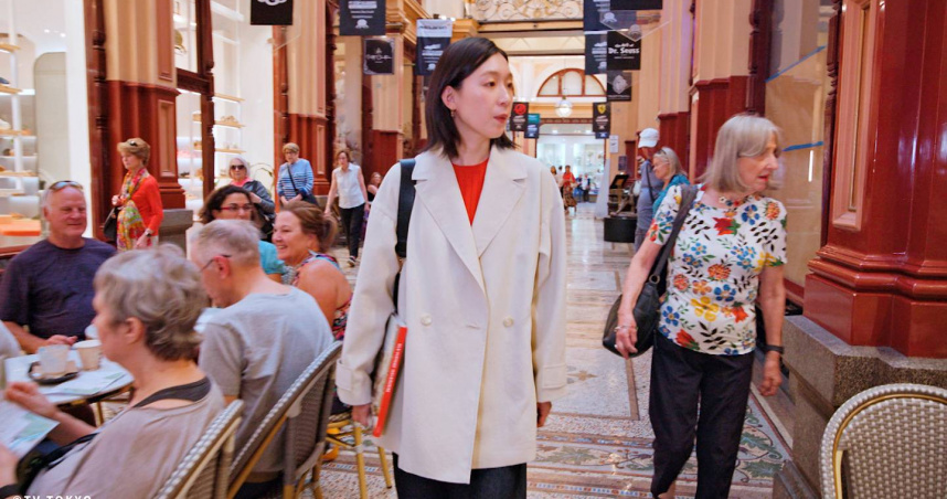 江口德子逛維多利亞市場，還親自下廚煮義大利麵當晚餐。（圖／Hami Video提供）